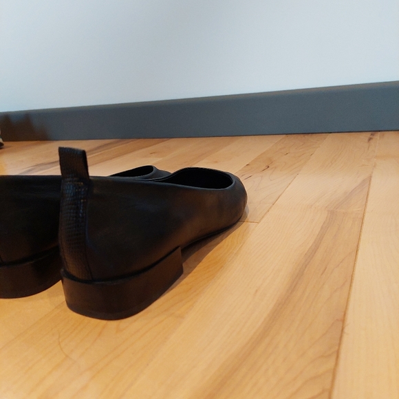 Basic Black Shoes - Picture 5 of 11